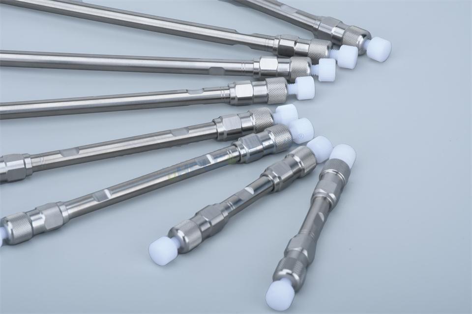 破解分析困局：能耐100%纯水与pH 0.5的C18液相色谱柱真的存在吗？